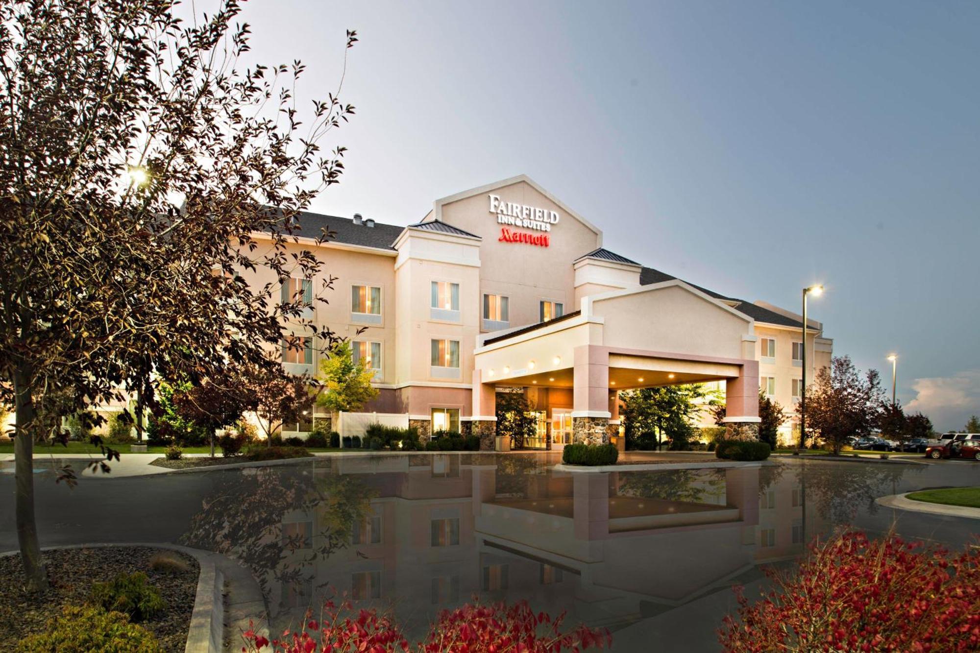 Fairfield Inn & Suites Берлі Екстер'єр фото
