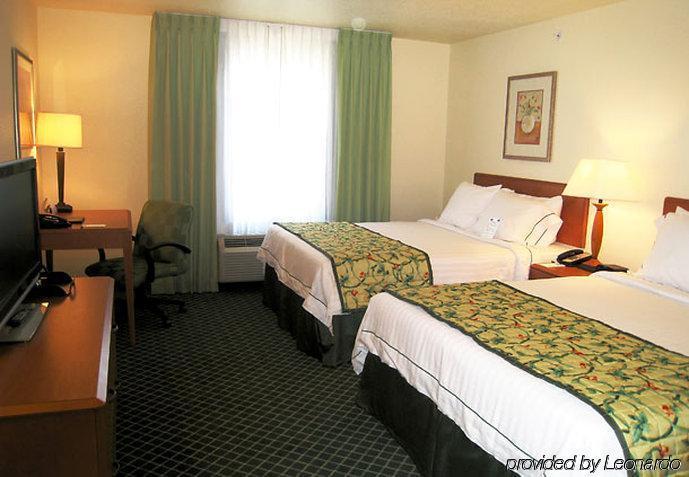 Fairfield Inn & Suites Берлі Номер фото